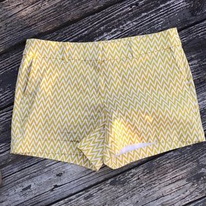 LOFT 4” Shorts Gold and White Size 4